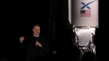 Cómo SpaceX expandió su negocio más allá de los cohetes y por qué la apuesta de Elon Musk empezó a inquietar a Wall Street