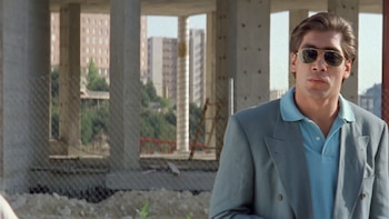 Javier Bardem llevó al extremo el “machismo ibérico” en una película pionera sobre la especulación inmobiliaria: “‘El lobo de Wall Street’ versión española”