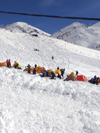 Mendoza: rescataron a un grupo de montañistas que habían quedado varados por la nieve
