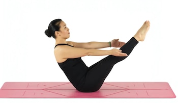 Esta postura trabaja principalmente los