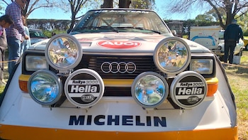 Las luces adicionales en la