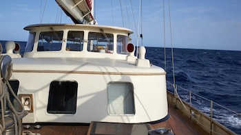 Open Arms prevé que su barco 'Astral' llegue este viernes a La Habana, Cuba