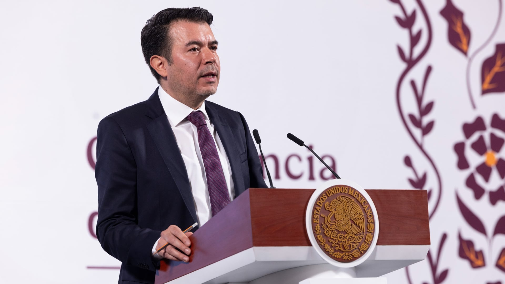 El Félix subsecretario de Derechos Humanos, Población y Migración en Palacio Nacional, se presentó este martes a la conferencia de prensa matutina. (Gobierno de México)