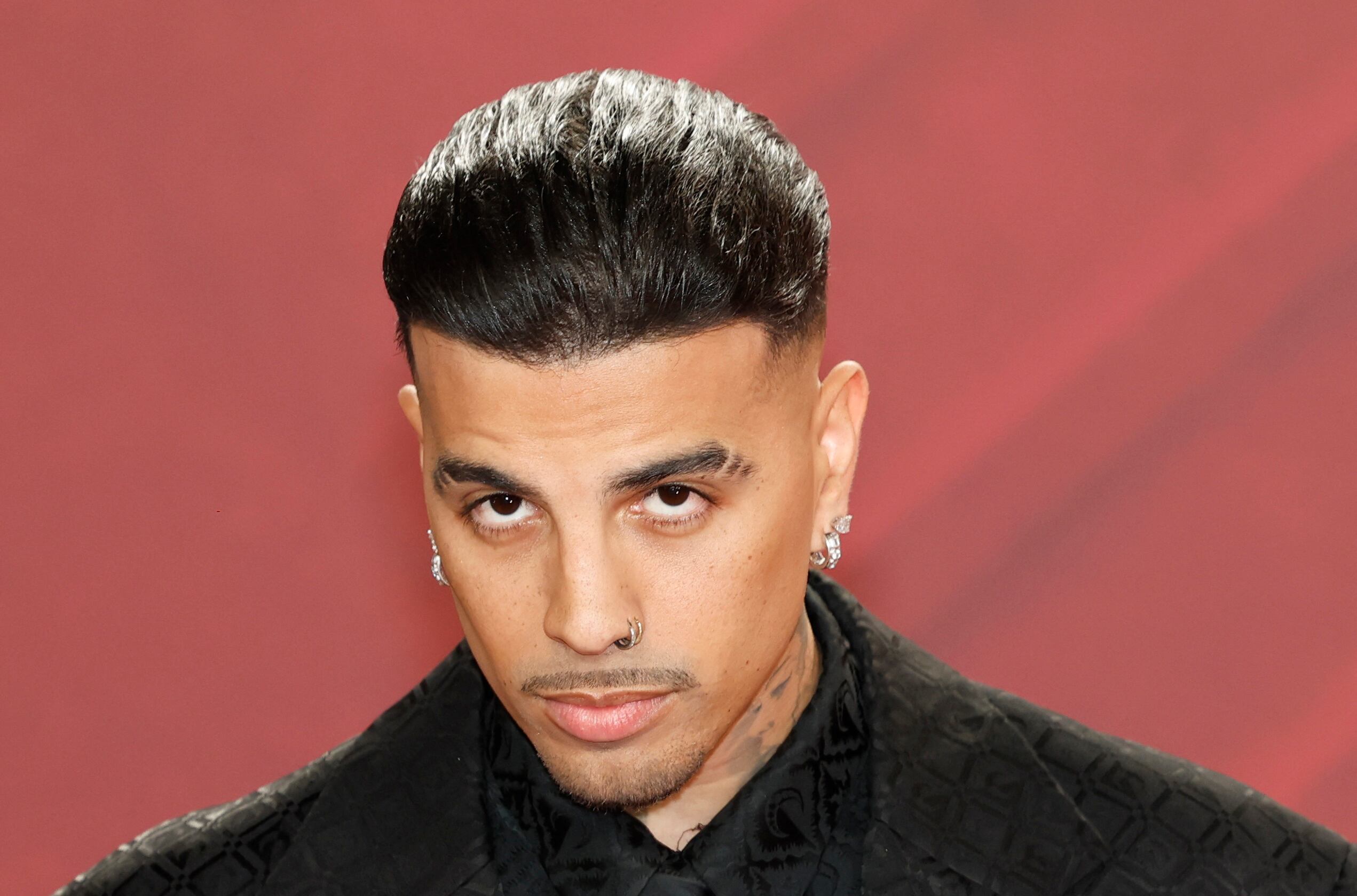 Después de Anuel, Rauw Alejandro es el próximo artista del género urbano en visitar la capital colombiana. REUTERS/Marco Bello