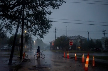 Una secuencia de tormentas elevó el riesgo de inundaciones y daños materiales en el sureste y centro-sur de Estados Unidos durante la última semana de agosto. (REUTERS/Kathleen Flynn)