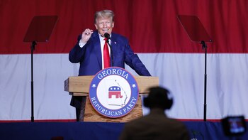 Trump afronta la caída de