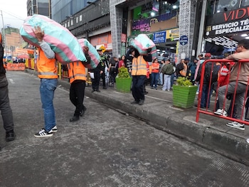 Las acciones oficiales frenan mercado ilícito de dispositivos y accesorios en la capital - crédito MEBOG