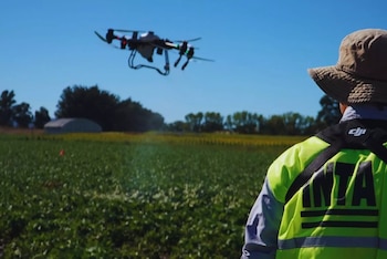 Un desarrollo científico propone una metodología estandarizada para cuantificar el desplazamiento de productos fuera del objetivo, con foco en una agricultura más segura