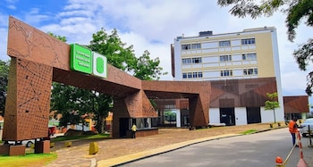 Las exigencias de la comunidad se han intensificado luego de que un artefacto liberara gases perjudiciales en un espacio cerrado, afectando la vida estudiantil y desencadenando investigaciones internas y judiciales - crédito Universidad Industrial de Santander