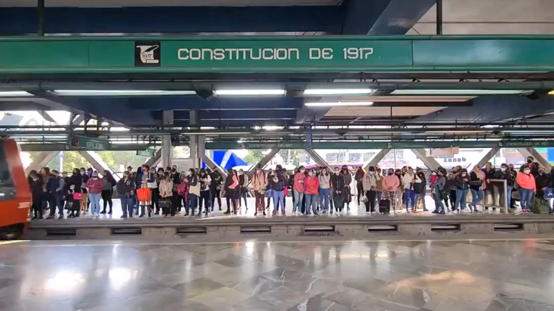 Rescataron a usuarios atrapados en un elevador en Constitución de 1917 (X/ @MetroCDMX)