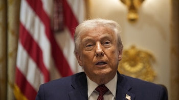 Trump advierte que no le