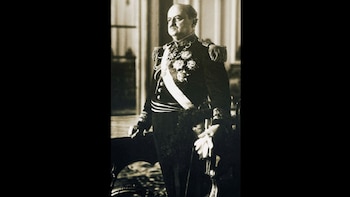 Óscar R. Benavides, militar y