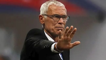 Héctor Cúper, candidato para ser DT de Universitario de Deportes: la vez que Ronaldo Nazário lo calificó como ‘el peor entrenador’