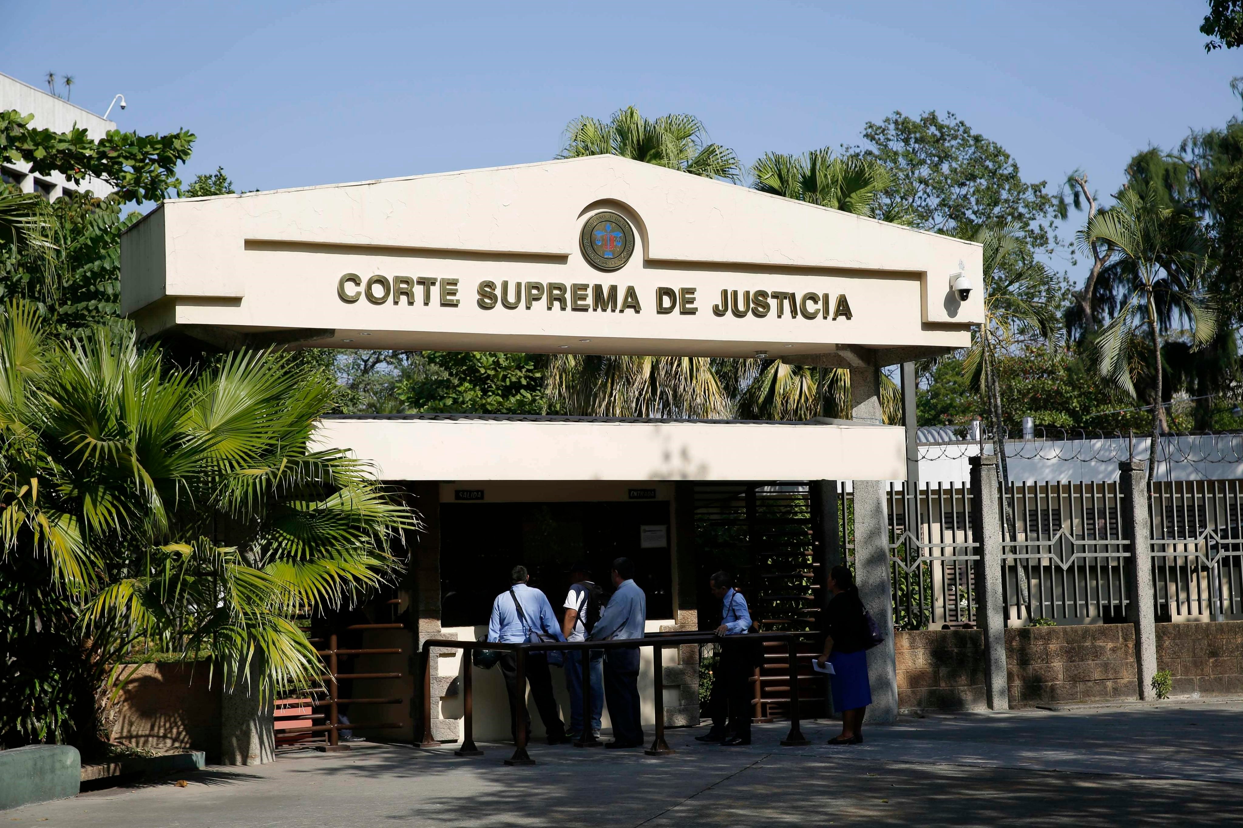 Fotografía de archivo de la vista general de la Corte Suprema de Justicia de El Salvador (CSJ) en San Salvador (El Salvador). EFE/Rodrigo Sura/Archivo