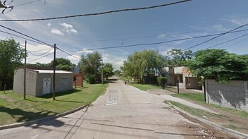 Detuvieron a una mujer por vender a su hija: la joven fue maniatada con cadenas y abusada sexualmente