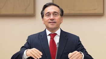 Albares reafirma el compromiso de España con el desarme químico tras elevar la amenaza a prioridad de seguridad nacional
