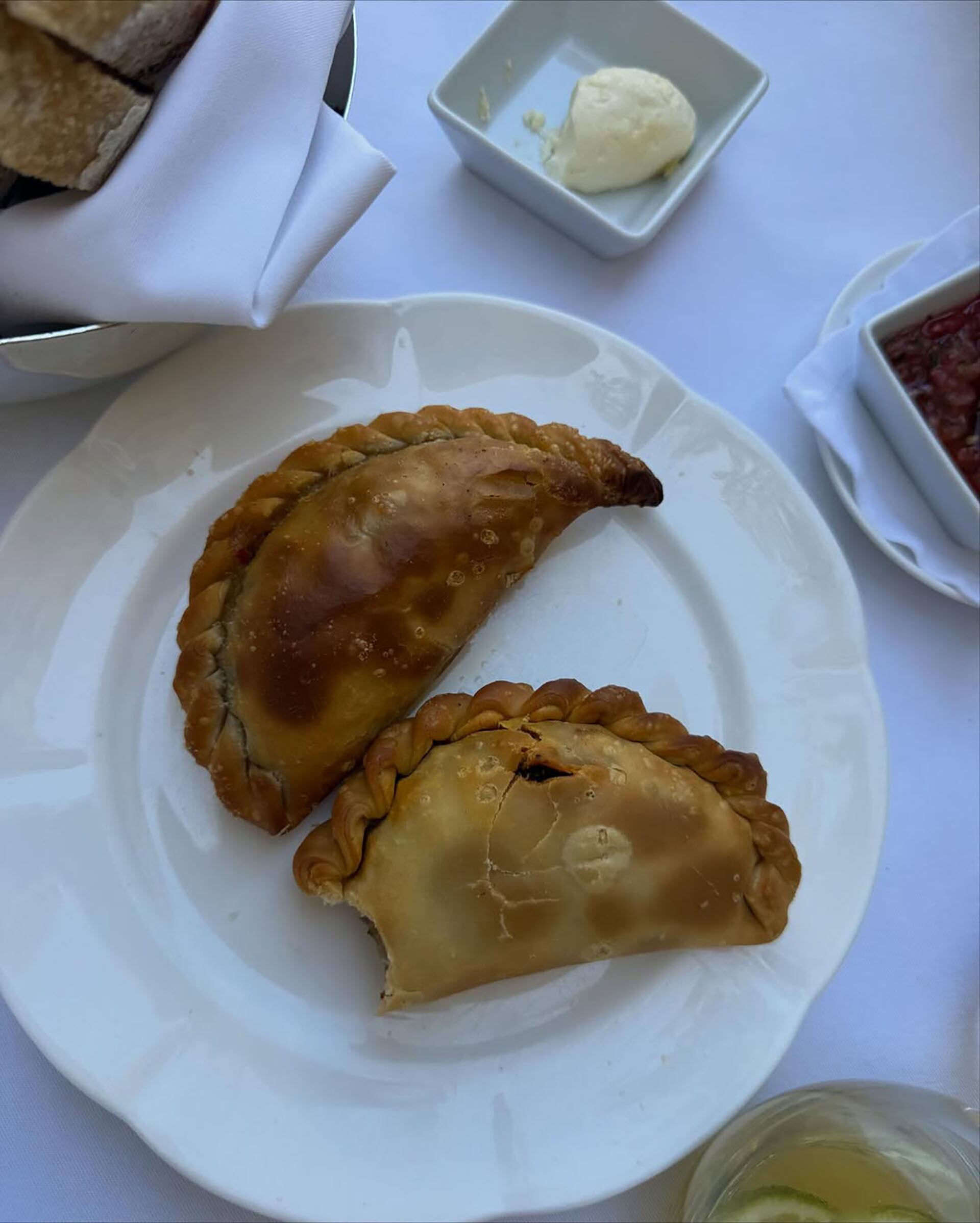 Para contarle a sus amigos: em-pa-na-das