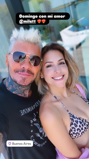 Las tiernas fotos de Milett Figueroa y Marcelo Tinelli: domingo, piscina y sonrisas