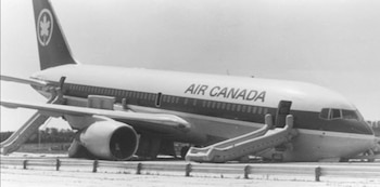 La aeronave perdía 1.500 metros