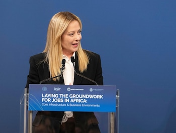 Meloni recalca que Italia "no quiere entrar en guerra" pero se abre a mandar defensas antiaéreas al Golfo (Europa Press)