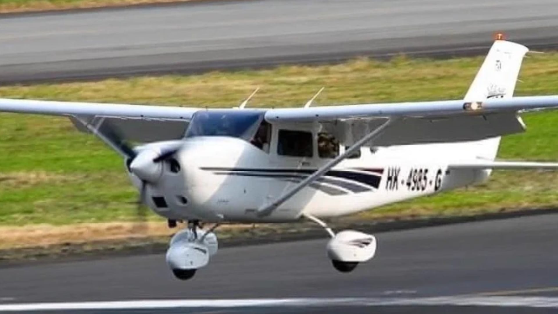 El alcalde de Tadó confirmó que la búsqueda de la avioneta Cessna T206 HK4985 fue suspendida de forma temporal por las fuertes lluvias - crédito jetphotos.net