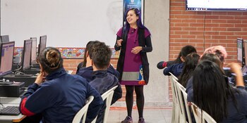 La docente colombiana Sindey Bernal