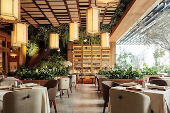 Hunan Las Lomas está ubicado