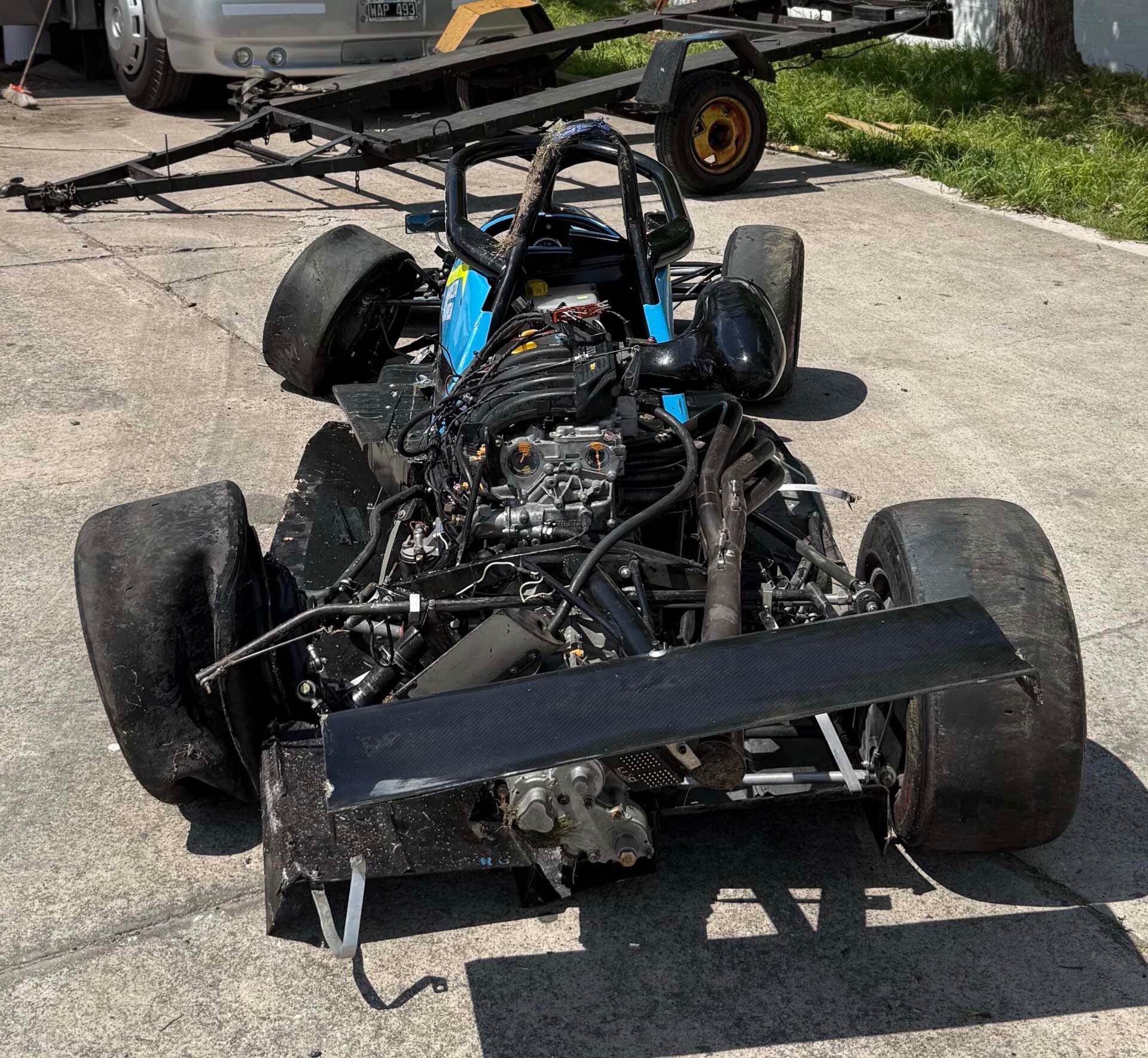 Solo se salvaron el motor y la caja (Crédito: @Morini23mariano)