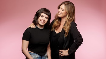 La directora Mey Escápola y