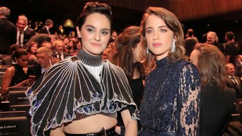 Noemie Merlant, izquierda, y Adele