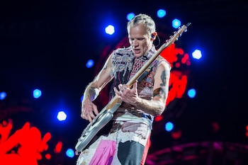 México cayó 3 a 2 ante Inglaterra en octavos de final del Mundial 2026 y quedó eliminado; el Ángel de la Independencia amaneció vacío, pero Flea, de los Red Hot Chili Peppers, mandó desde sus redes un mensaje que los incondicionales no esperaban.