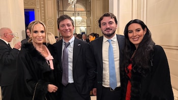 Santiago Caputo y Natalia Denegri