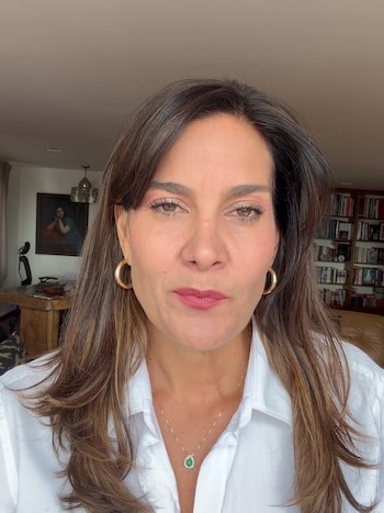 Vanessa de la Torre asumió en enero de 2026 la dirección de Dos Puntos en Caracol Radio - crédito @vanessadelatorre/Instagram