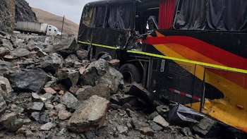 Keiko Fujimori llegó a Arequipa en el sexto día de emergencia en Atico y Ocoña: “Habrá tres helicópteros disponibles”