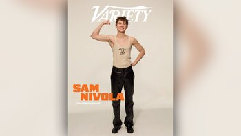 Sam Nivola en la tapa