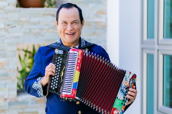 Alfredo Gutiérrez, considerado 'Trirrey' y máximo ganador histórico, queda excluido del homenaje institucional del festival, desatando polémica en redes sociales y medios especializados - crédito cortesía GV Comunicaciones