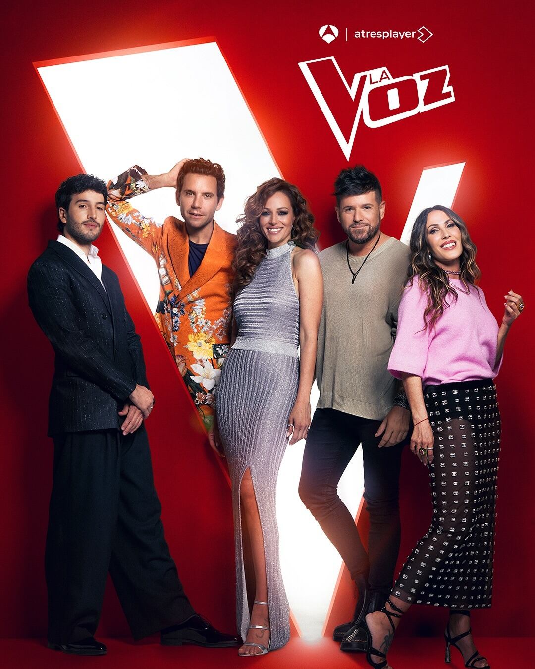 Los coaches de 'La Voz' y Eva González: Sebastián Yatra, Mika, Pablo López y Malú (ATRESMEDIA).