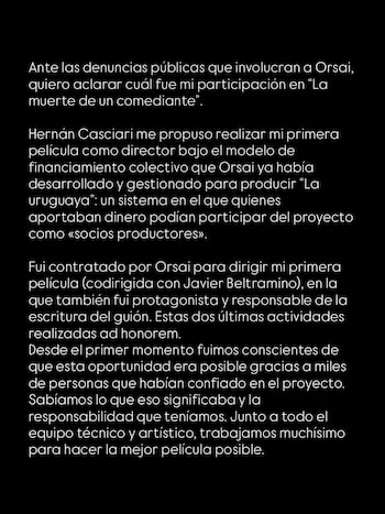 Texto en letras blancas sobre fondo negro que contiene párrafos de una declaración pública escrita en español