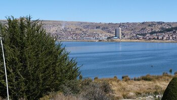 Vista del Lago Titicaca y