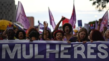 Las mujeres brasileñas conmemoran su