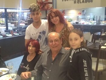 Al centro de la imagen