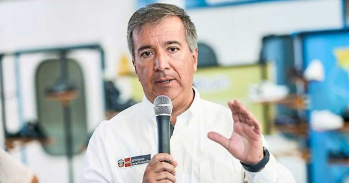 Nuevo Ministro de Economía en Perú: Raúl Pérez-Reyes Asume el Cargo en Medio de Desafíos Económicos