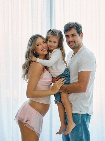 La alegría de Stephanie Demner y Guido Pella: así fue el tierno anuncio de su embarazo