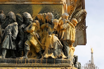 Activistas de Ultima Generazione arrojaron