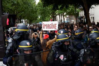 Una manifestación contra la extrema derecha en París. (Benoit Tessier/Reuters)