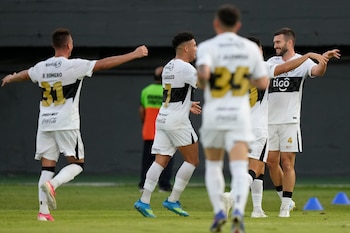 Gol de Tim Payne en Olimpia
