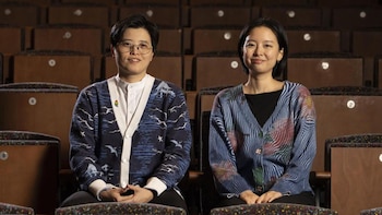 Yáng Shuāng-zǐ y su traductora Lin King