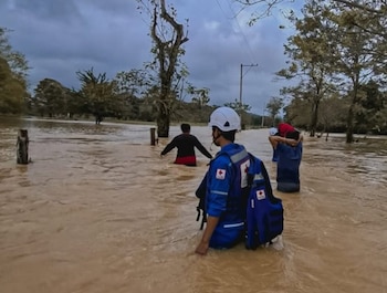 El frente frío dejó miles