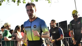 Antiperonista y corredor del Ironman: quién es Matías Tabar, el contratista que remodeló la casa del country de Adorni