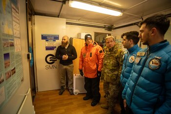 También realiza el Atlas de